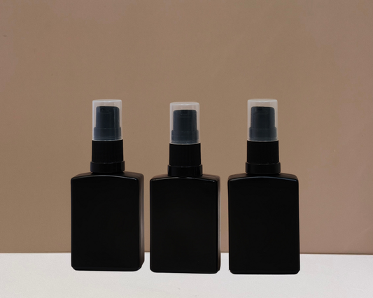 30ml Rectangle Glass Bottle with Black Treatment Pump