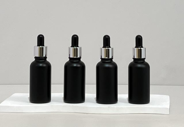 30Ml Glass Bottle With Silver Black Dropper