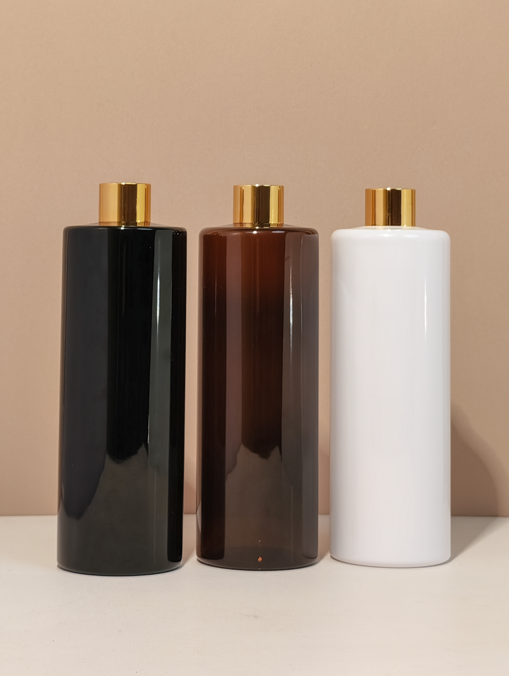 500Ml Tall Pet Bottle With Gold Shinny Screw Caps