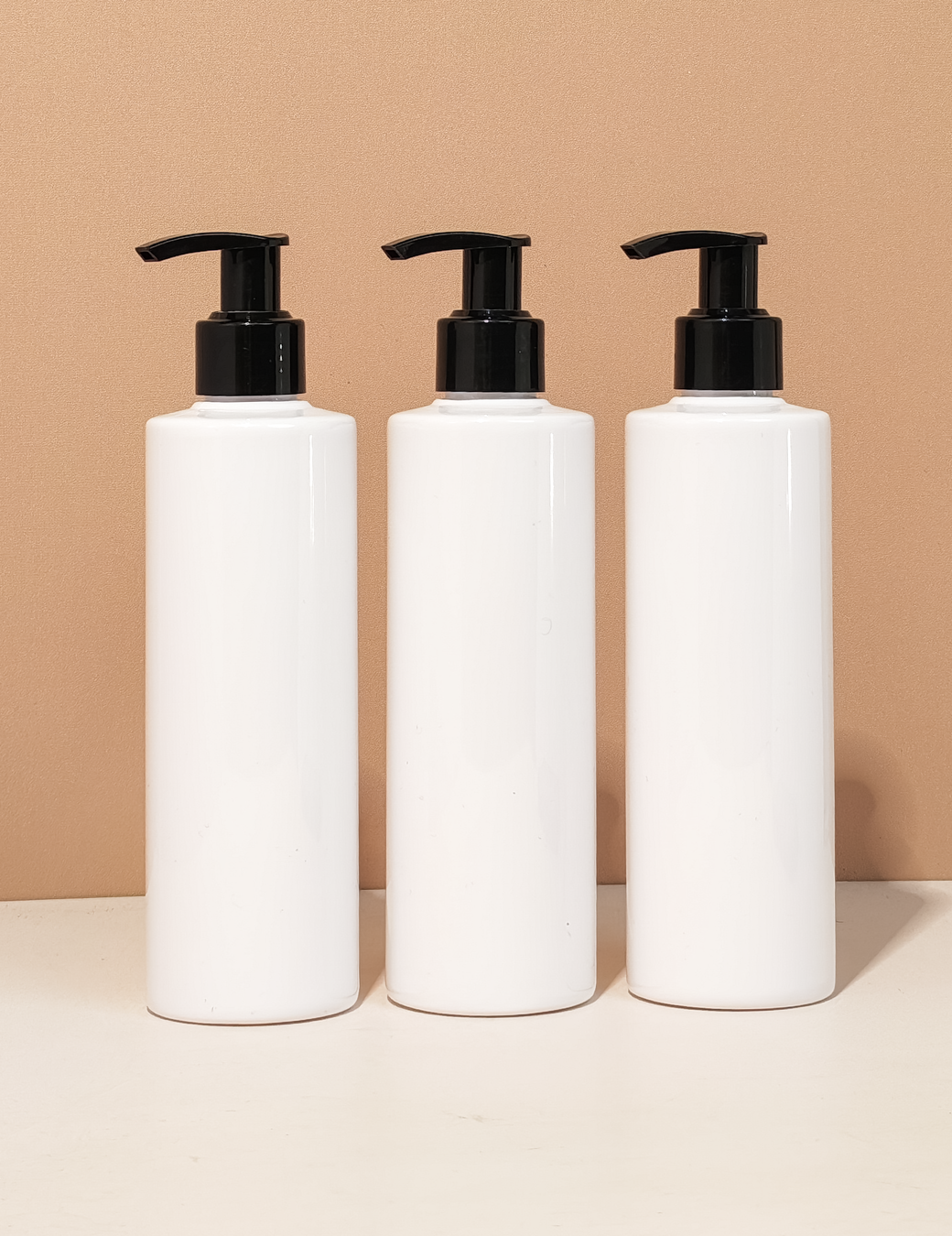 250Ml Tall Pet Bottle With Old Black Lotion Pump
