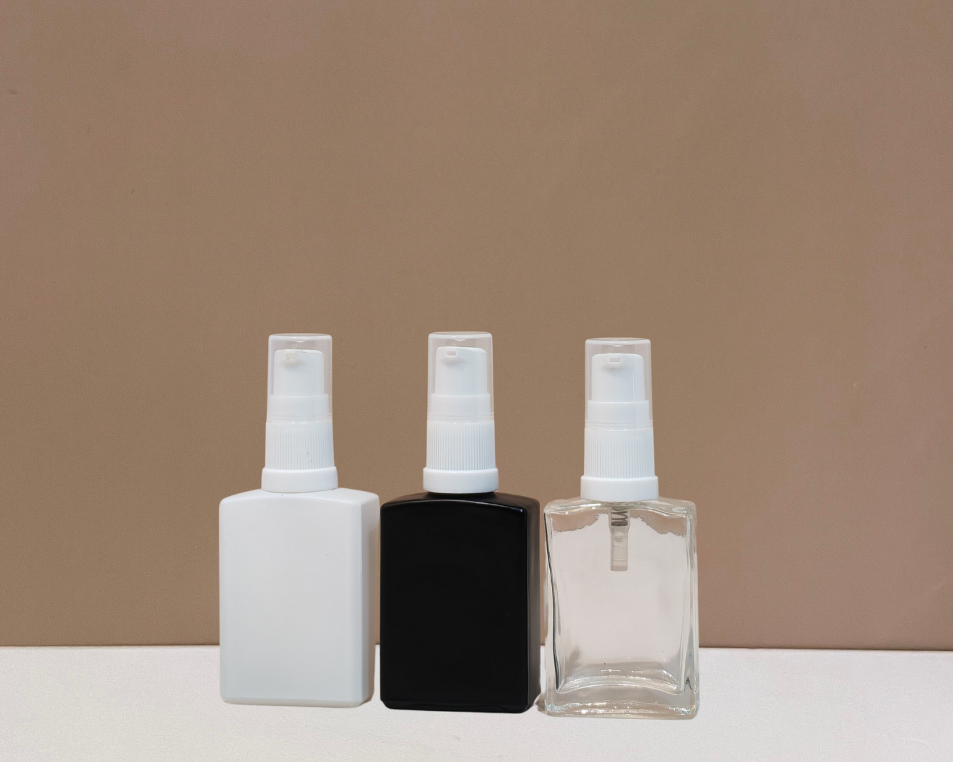 30ml Rectangle Glass Bottle with White Mist Sprayer