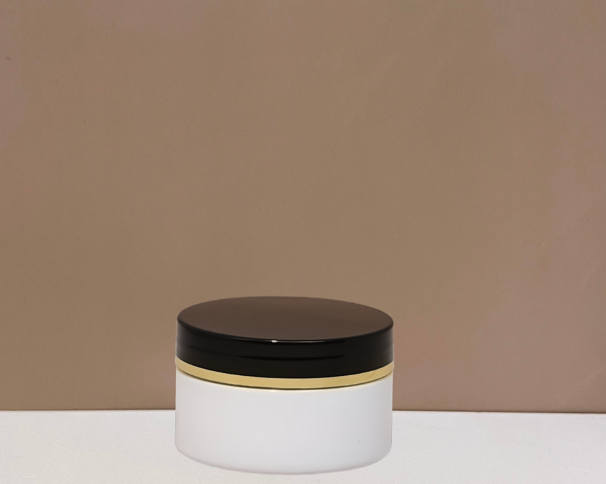 100g Plastic Jar with Black Lid and Gold Strip