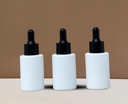 30Ml Glass Bottle With Black Smooth Dropper (Flat)