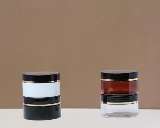 100g Plastic Jar with Black Lid and Gold Strip
