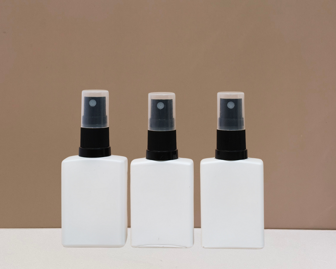 30ml Rectangle Glass Bottle with Black Mist Sprayer