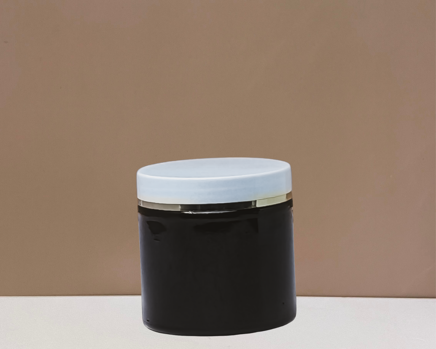 200g Plastic Jar White Lid With Gold Strip