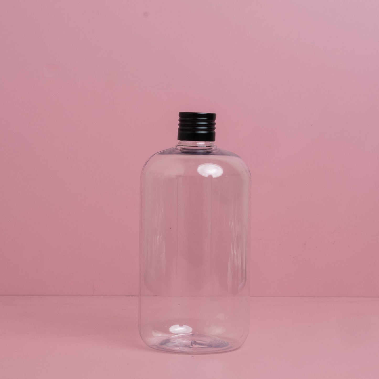 500Ml Short Pet Bottle With Matte Black Aluminium Screw Cap