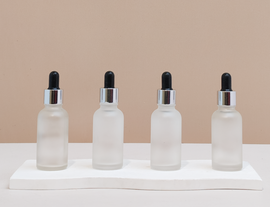 30Ml Glass Bottle With Silver Black Dropper (Round)