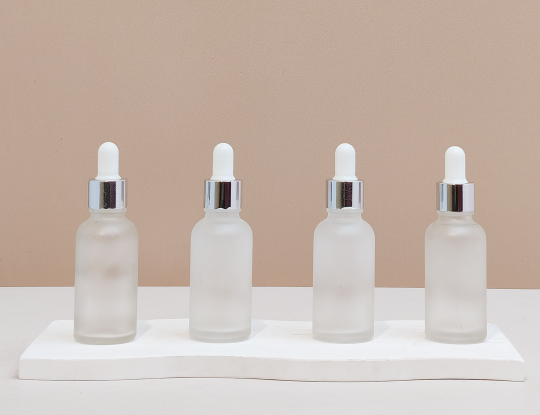 30Ml Glass Bottle With Silver White Dropper (Round)