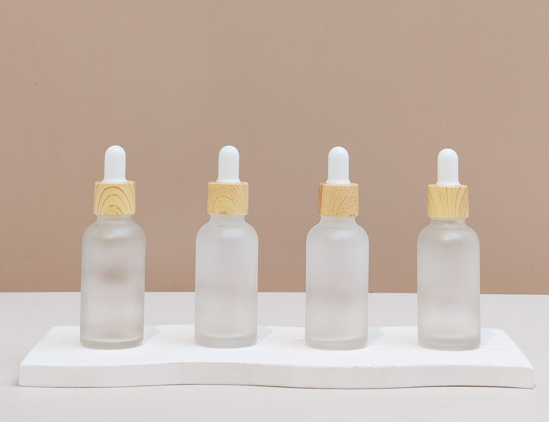 30ml Glass Bottle with Bamboo White
