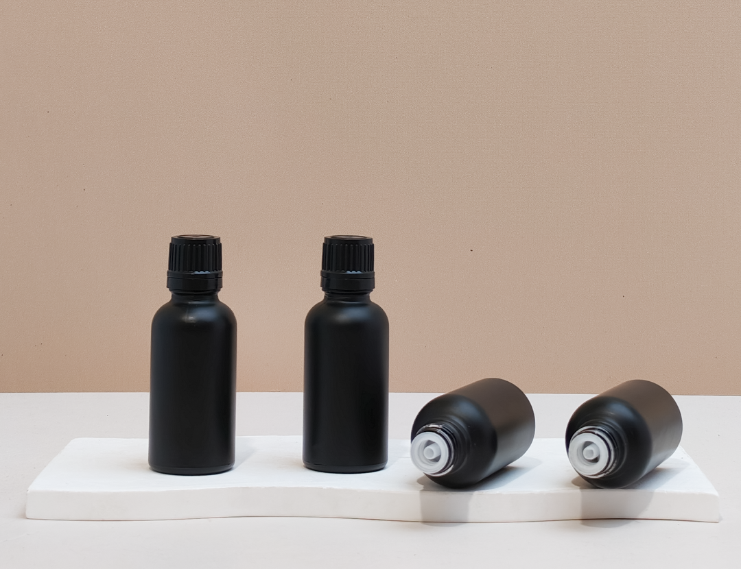 30Ml Glass Bottle With Black Smooth Tamper Proof Cap + Insert (Round)