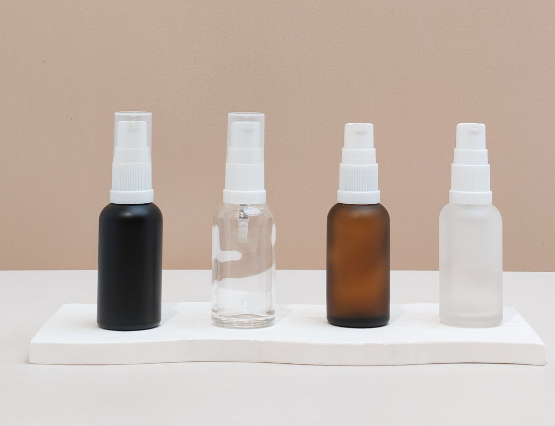30Ml Glass Bottle With White Treatment Pump (Round)