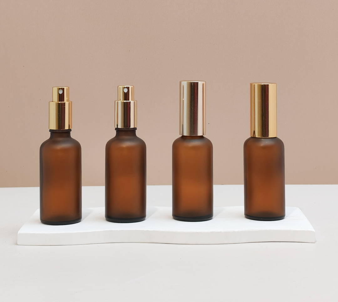 50Ml Glass Bottle With Gold Mist Sprayer (Round)