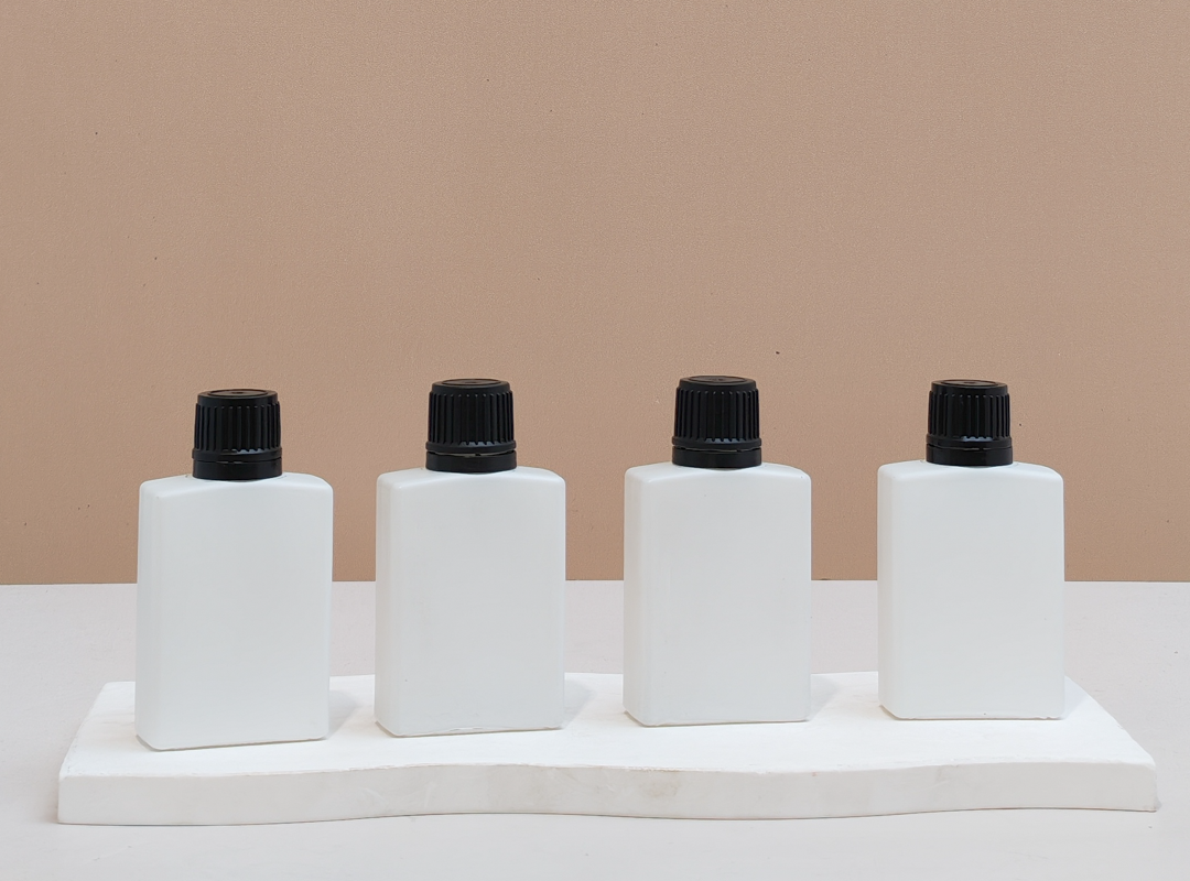 30ml Matte White Rectangle Glass Bottle