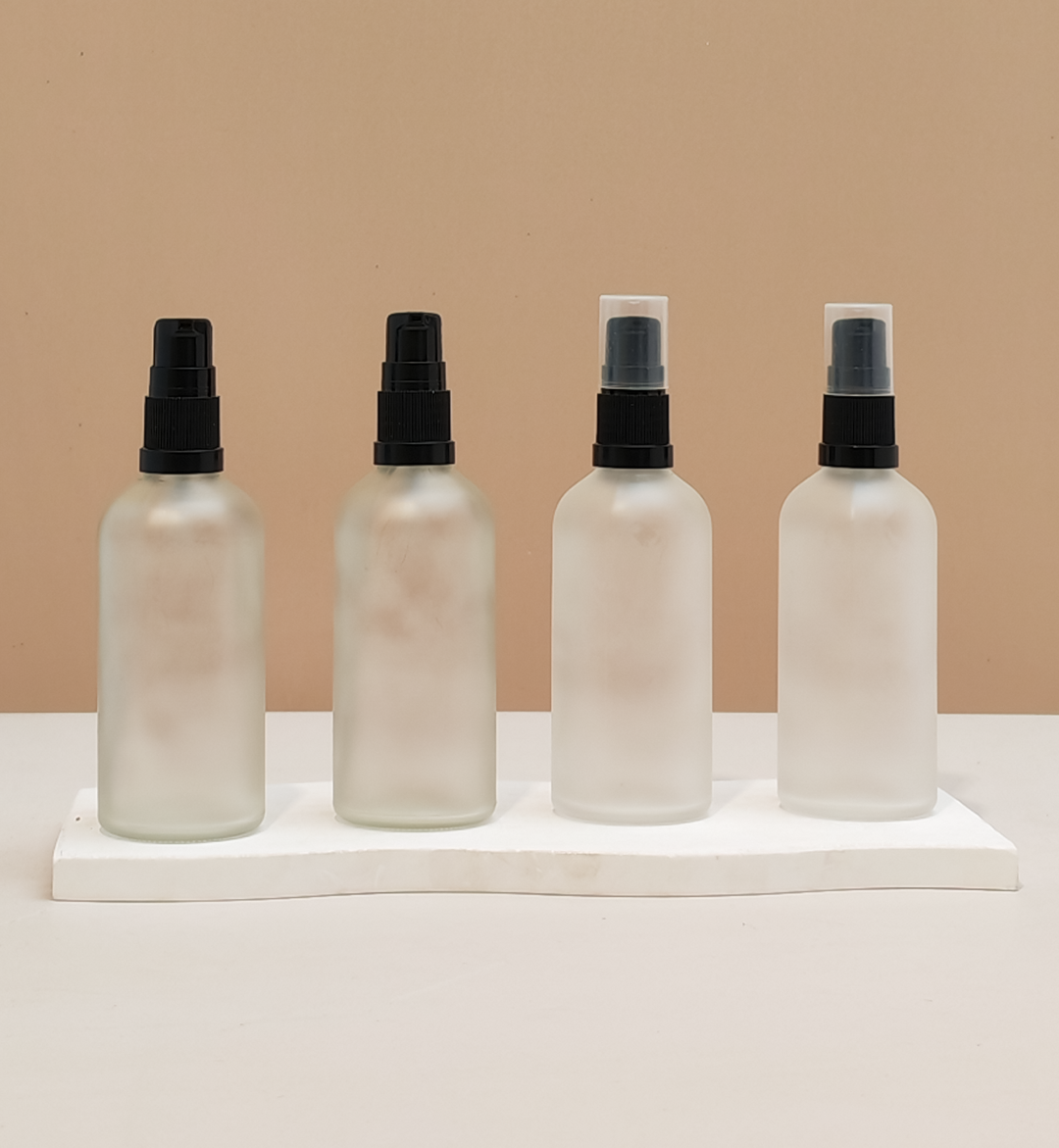 100Ml Glass Bottle With Black Treatment Pump (Round)