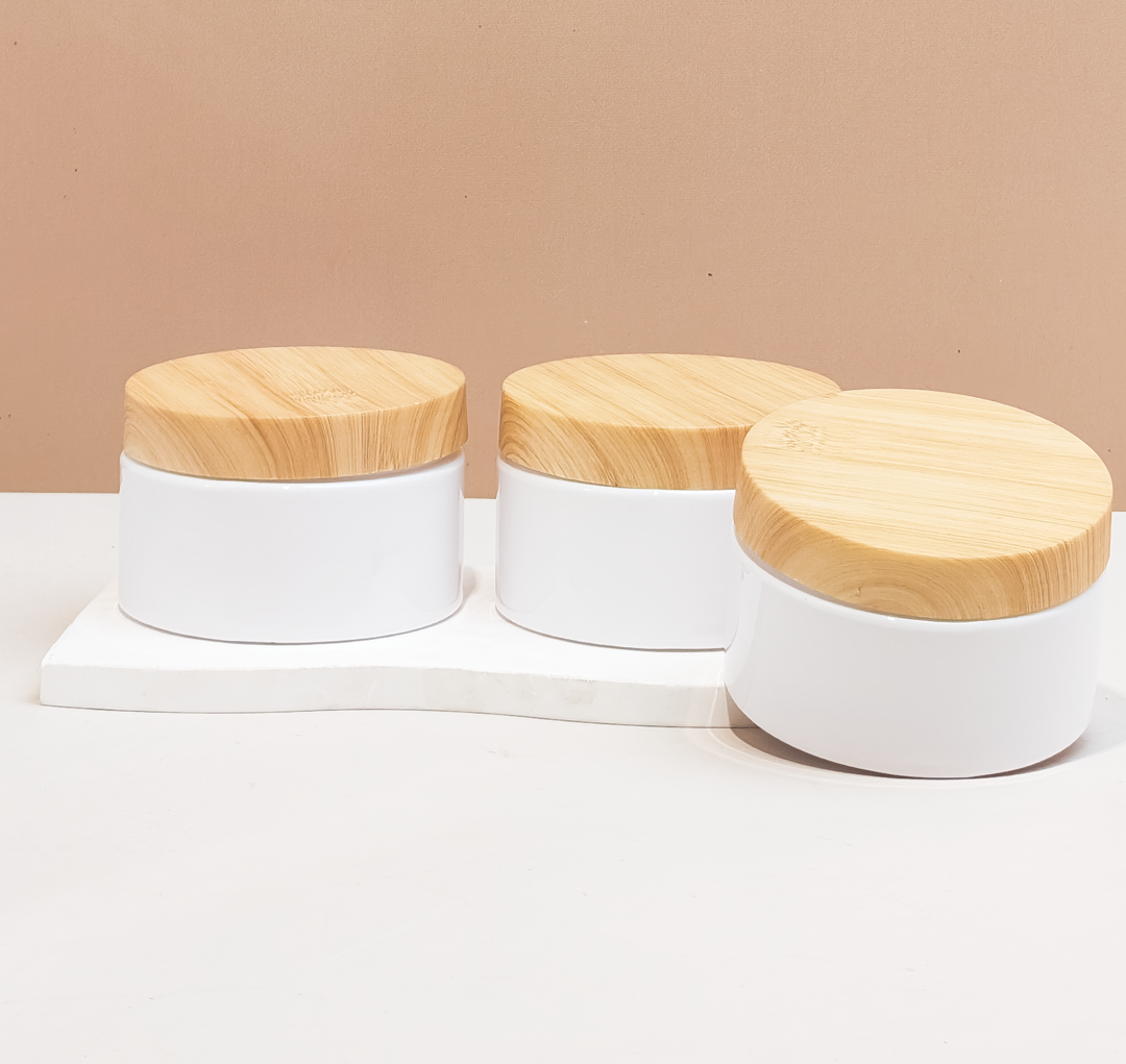 300g Wide Plastic Jar With Bamboo Lid