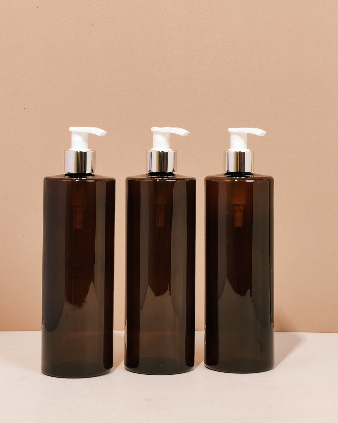 500Ml Tall Pet Bottle With Silver White Lotion Pump