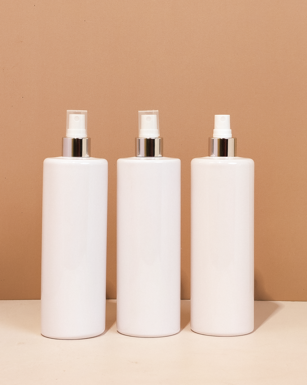 500Ml Tall Pet Bottle With Silver Mist Spray