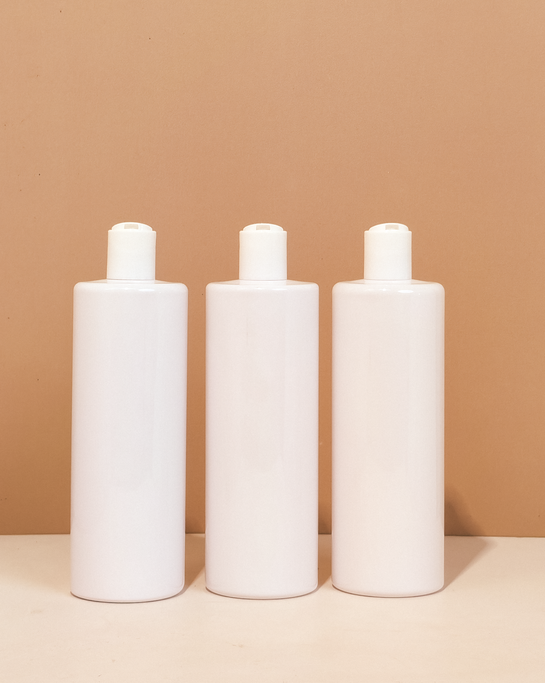 500Ml Tall Pet Bottle With White Press Cap