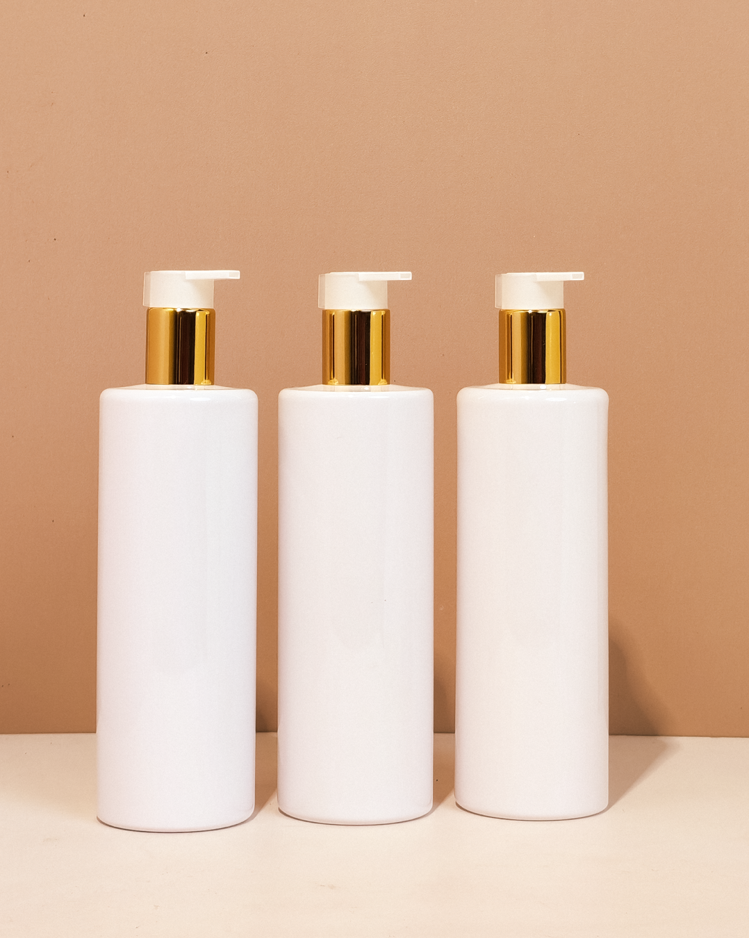500Ml Tall Pet Bottle With New Gold White Lotion Pump
