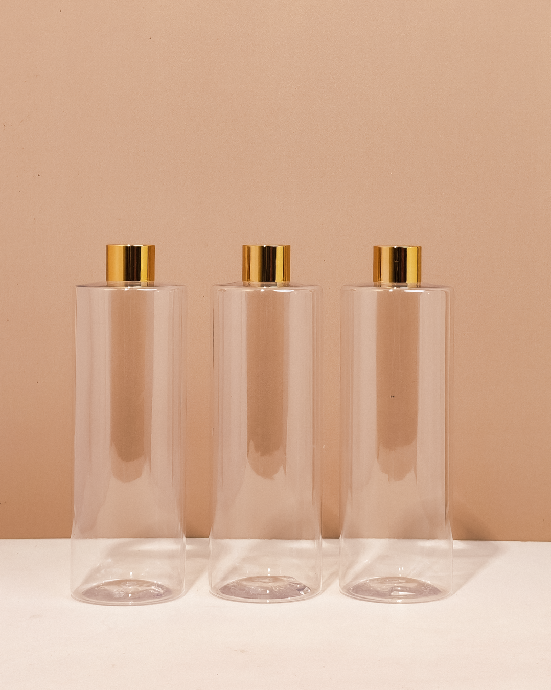 500Ml Tall Pet Bottle With Gold Shinny Screw Caps