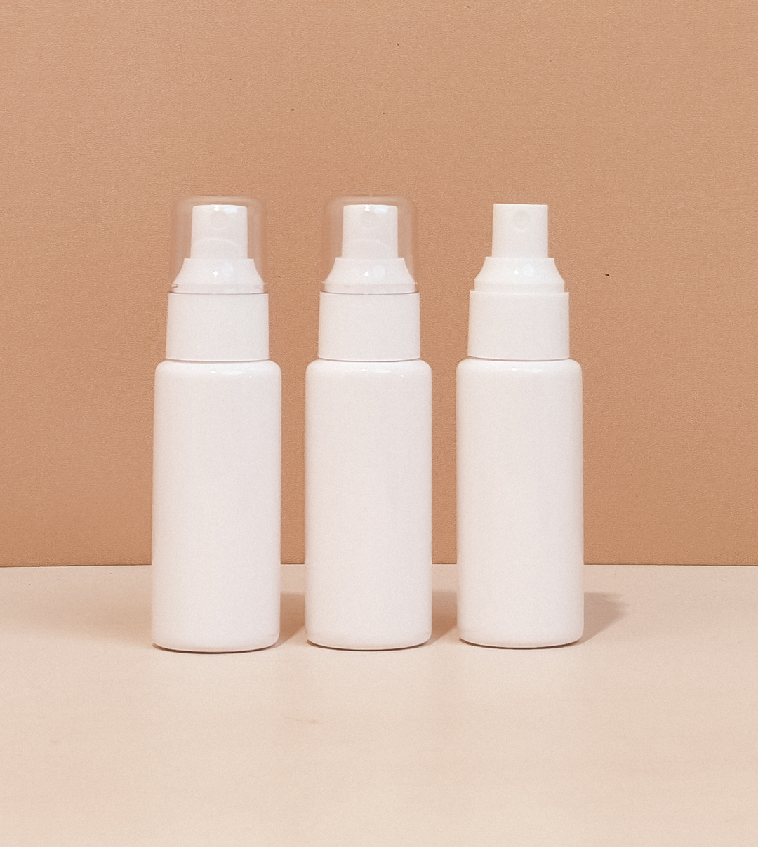 60Ml Pet Bottle With White Mist Sprayer