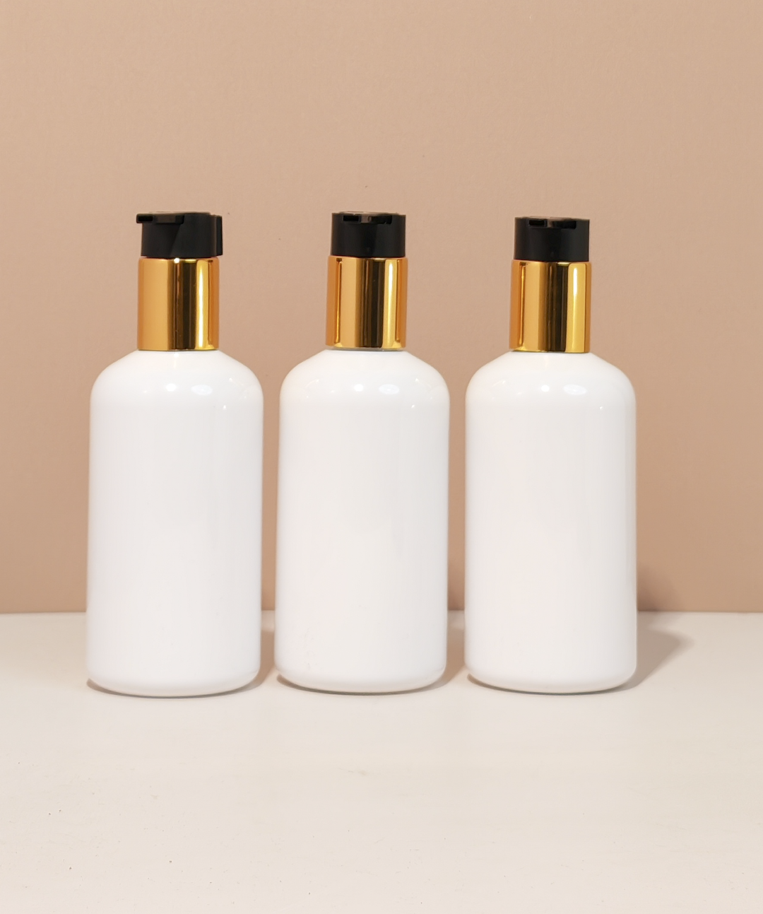 250Ml Short Pet Bottle With New Gold Black Lotion Pump