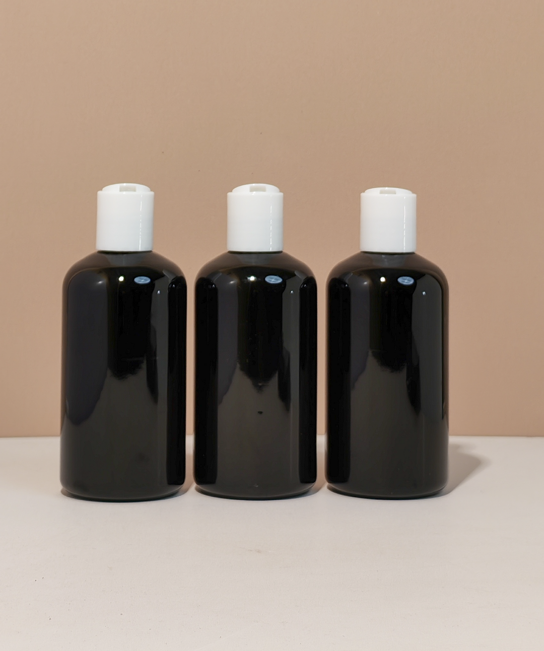 250Ml Short Pet Bottle With White Press Cap