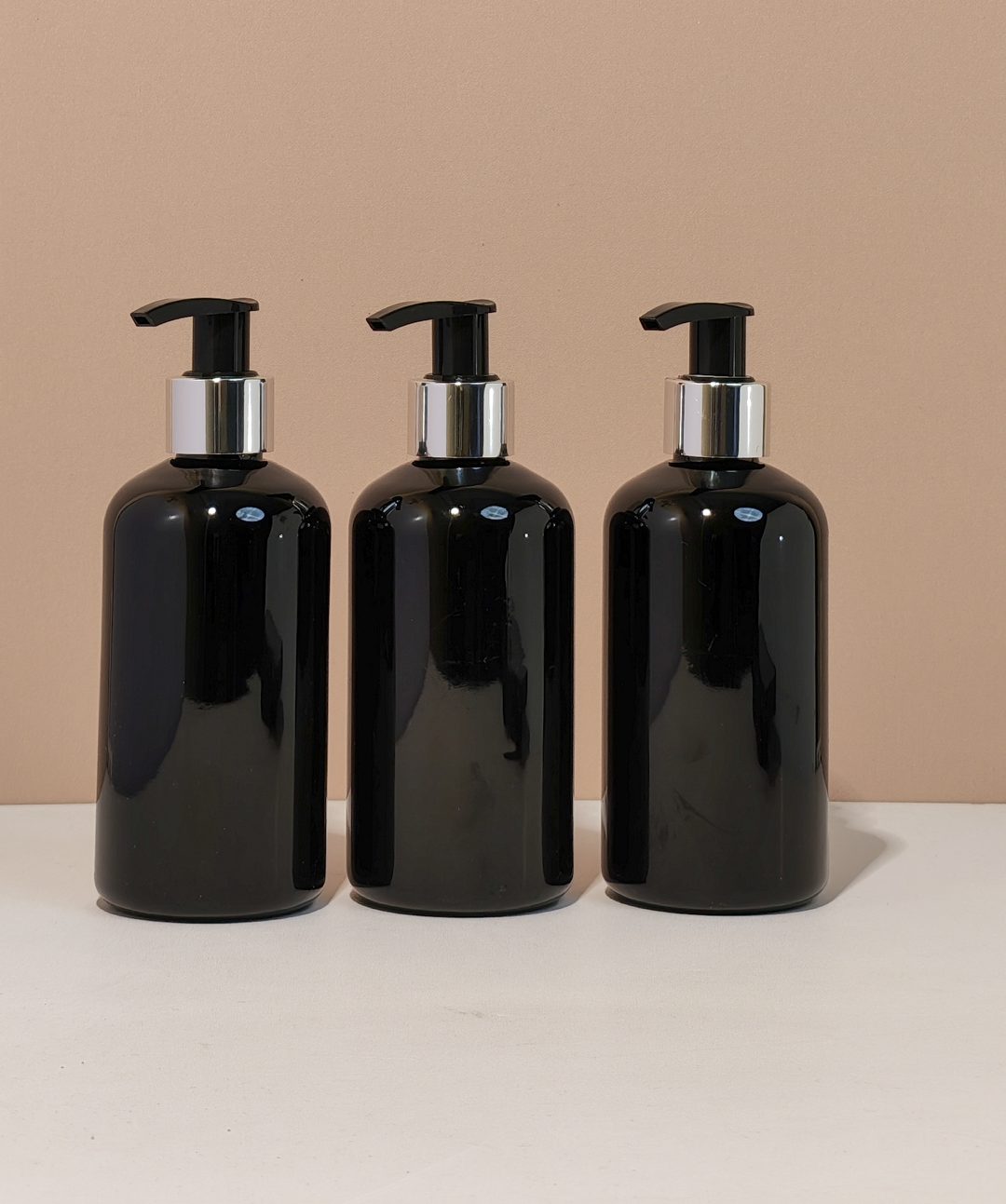 250Ml Short Pet Bottle With Silver Black Lotion Pump