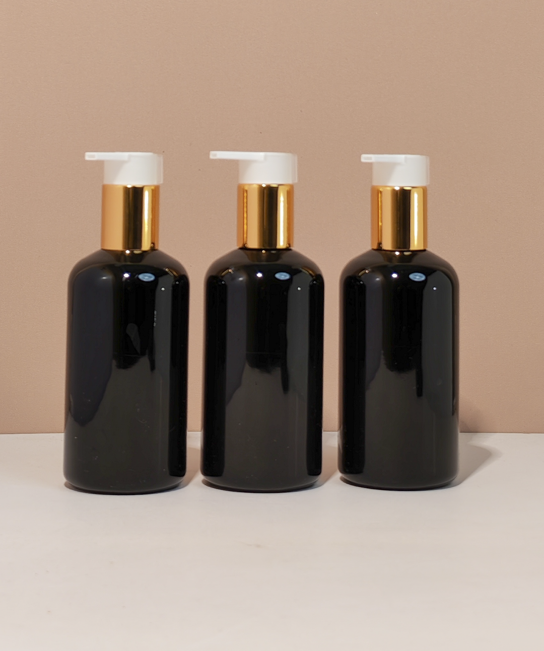 250Ml Short Pet Bottle With New Gold White Lotion Pump