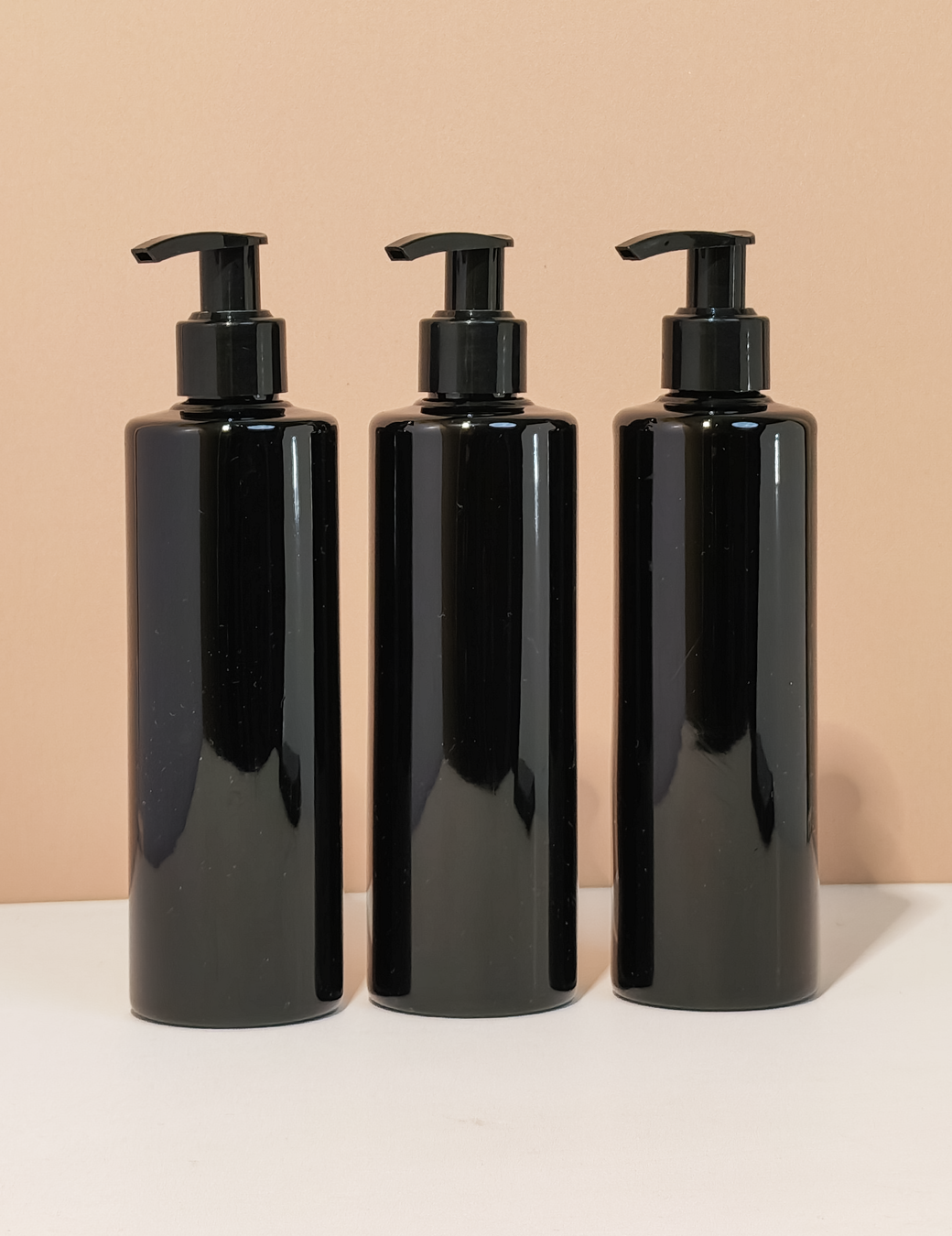 250Ml Tall Pet Bottle With Old Black Lotion Pump