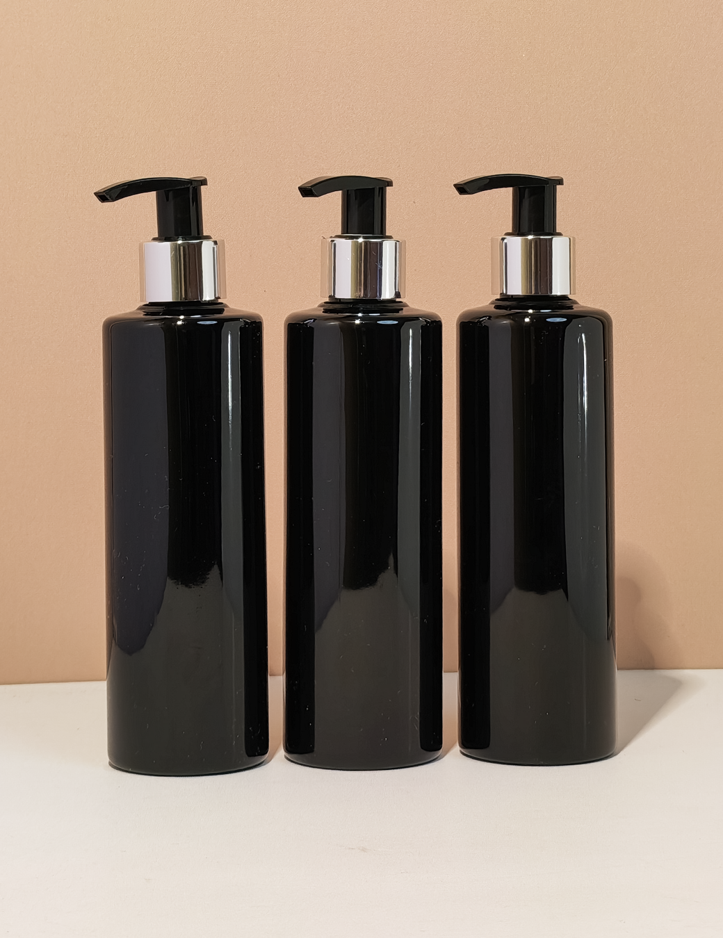 250Ml Tall Pet Bottle With Silver Black Lotion Pump