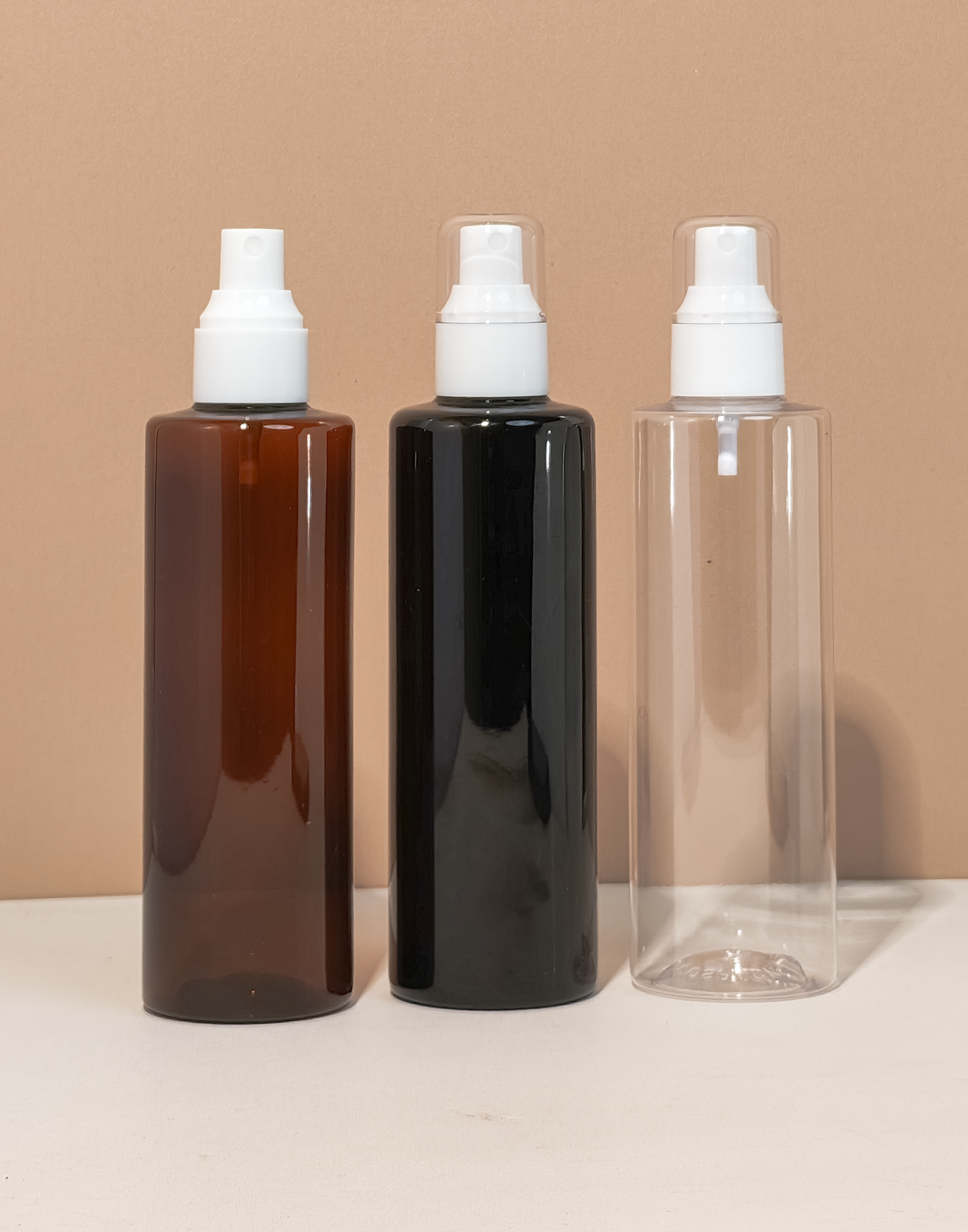 250Ml Tall Pet Bottle With White Mist Spray